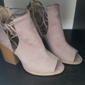 Cream boots